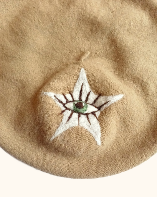 Wonky Star Eye Beret
