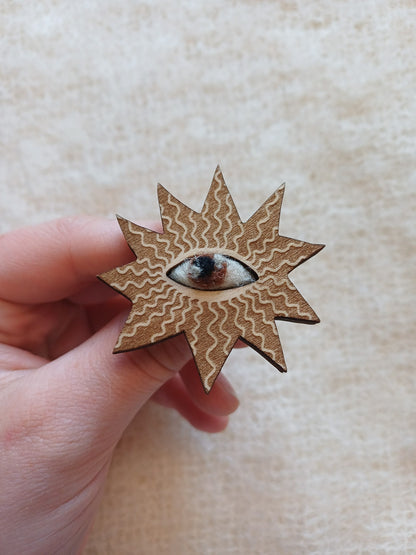 Wooden Star Brooch with Felt Eye